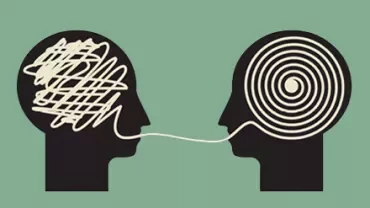 Duas silhuetas, uma com linhas confusas, outra com linhas organizadas, conectadas por um fio.