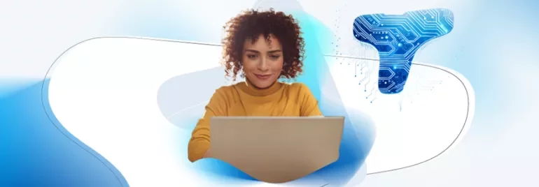 Mulher com um computador com o fundo do Talent Trends 2025 
